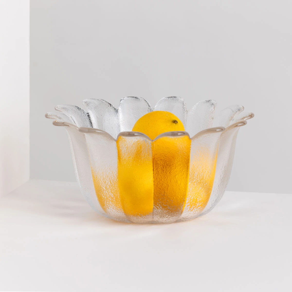 Daisy Large Bowl 1 Daisy Large Bowl