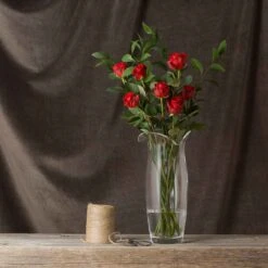 Florabundance Lily Vase 9 Florabundance Lily Vase -Dartington Sale Store florabundance lily winter sq 022